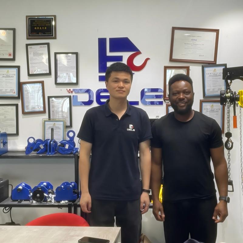 International clients visit DELE to conduct in-depth inspections of lifting equipment and reach cooperation intentions